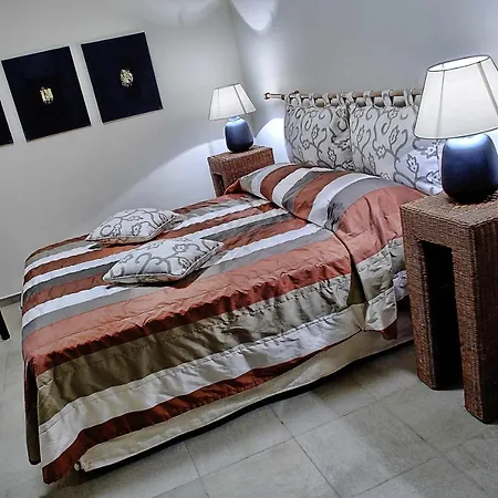 فيلة Spacious With Private Pool And Sea View, Just 150 Meters From The Sea